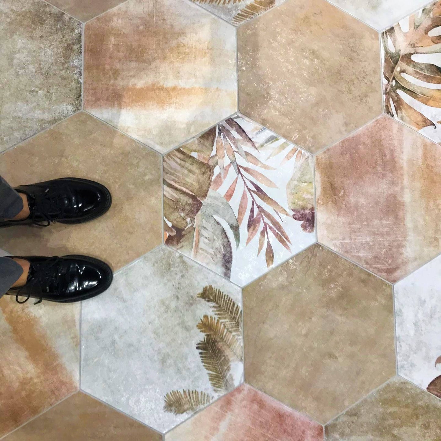 Faianta / Gresie Amazonia Tropic Cotto Hex 32x36.8 cm, ceramica portelanata